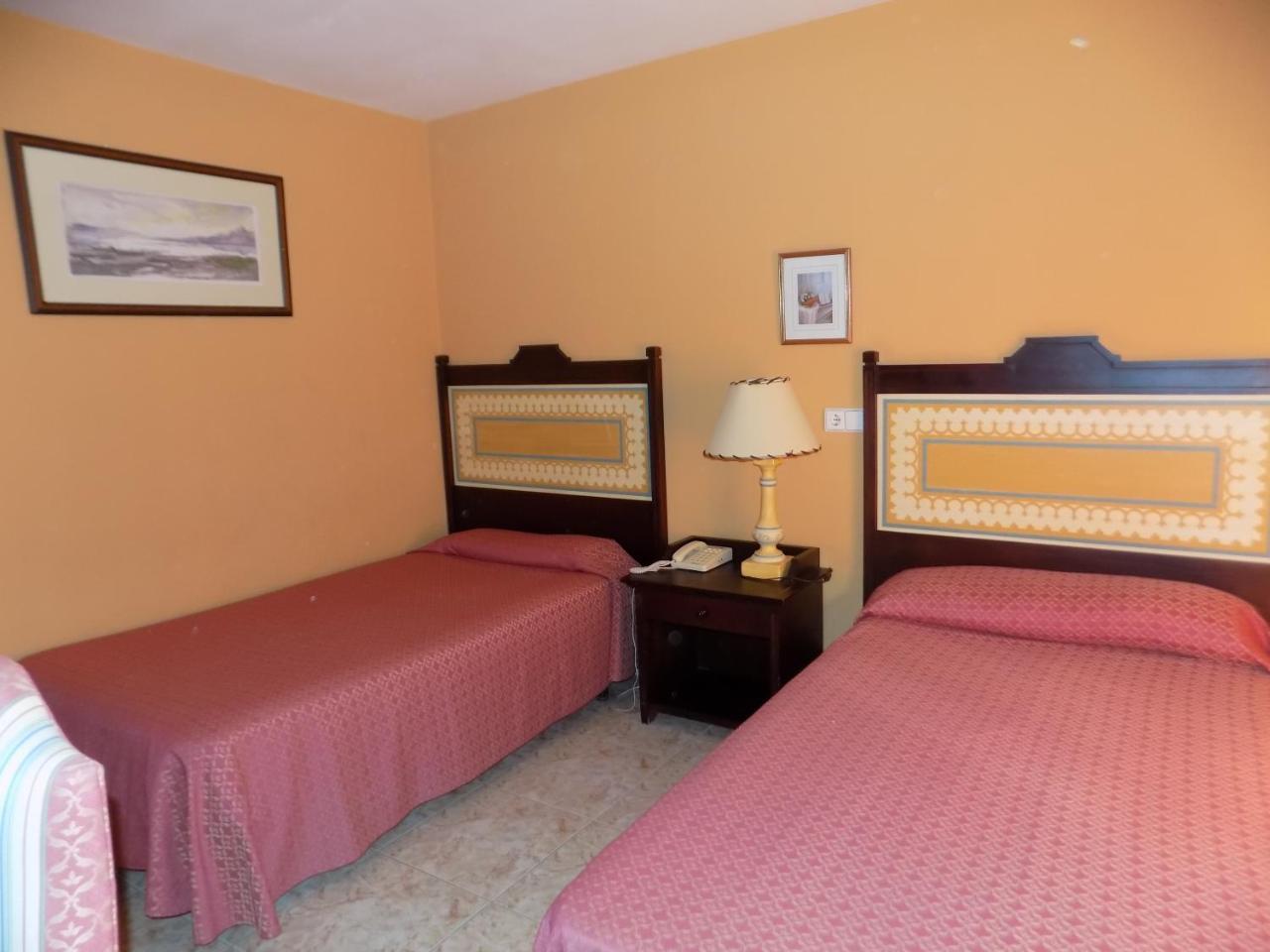 Hotel La Barca レペ エクステリア 写真